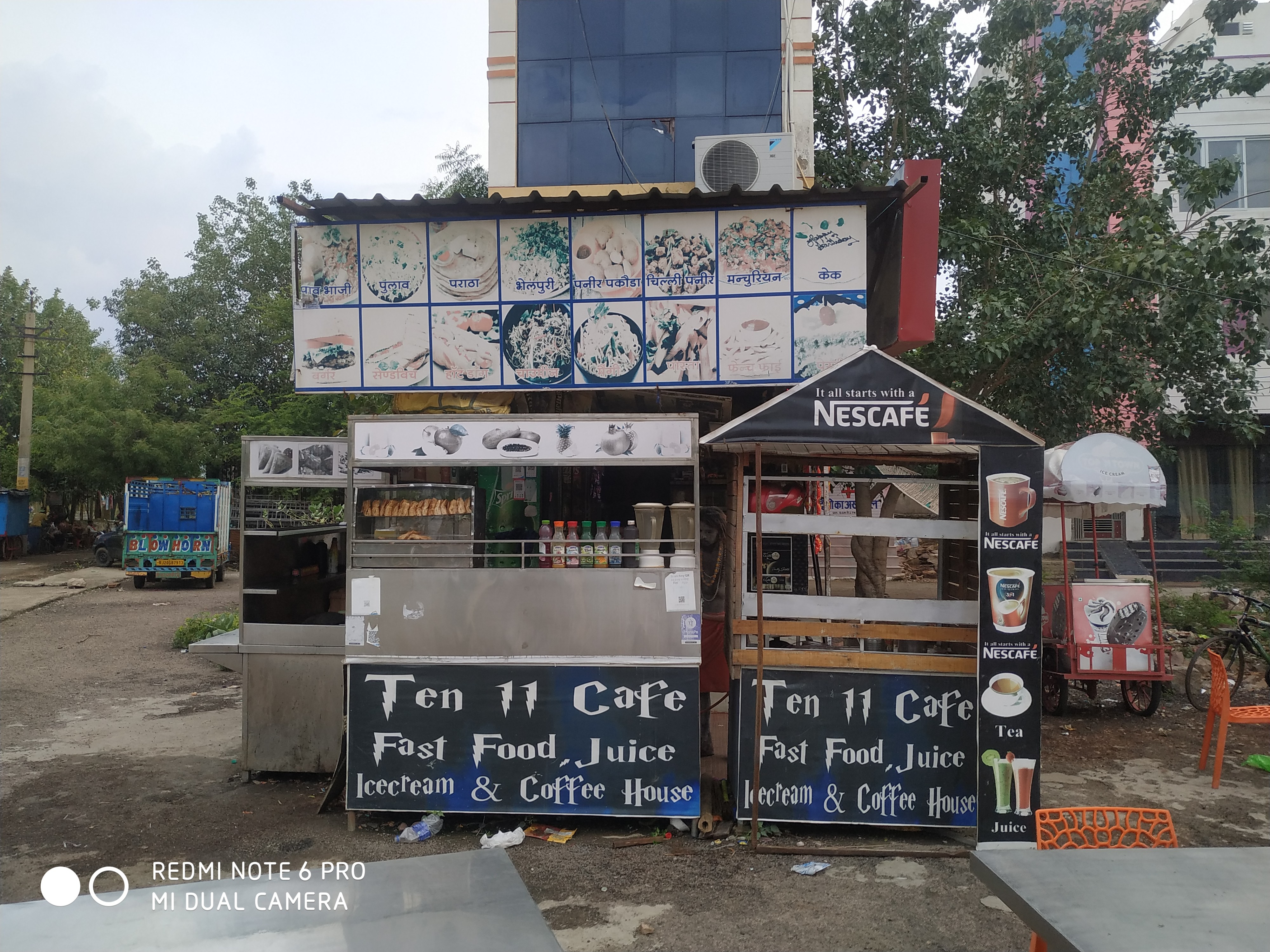 TEN 11 CAFE