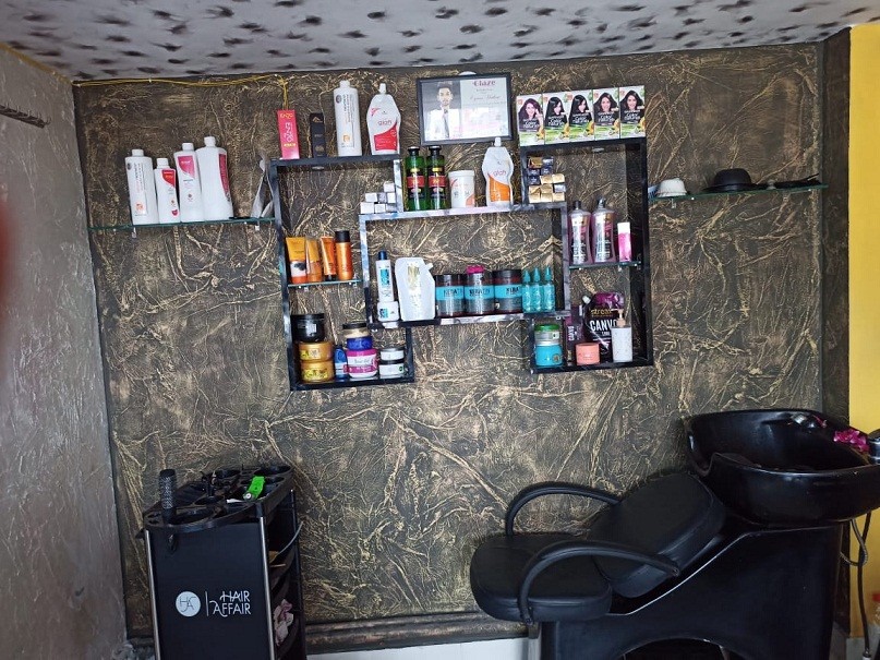 VISHAL HAIR UNISEX  SALOON 