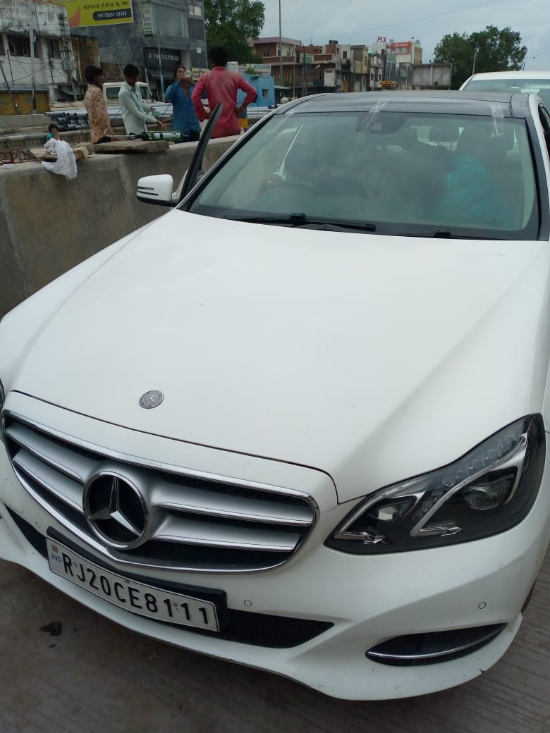 UTTAM CAR GLASS 