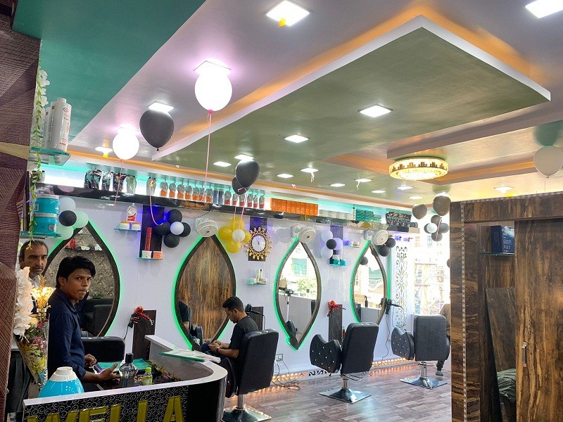 BOUNCE UNISEX SALOON 