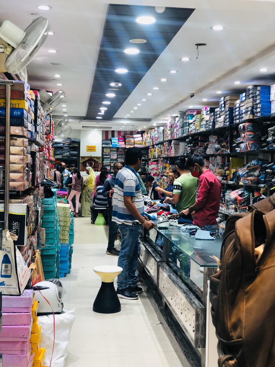PARIVARTAN GARMENTS 