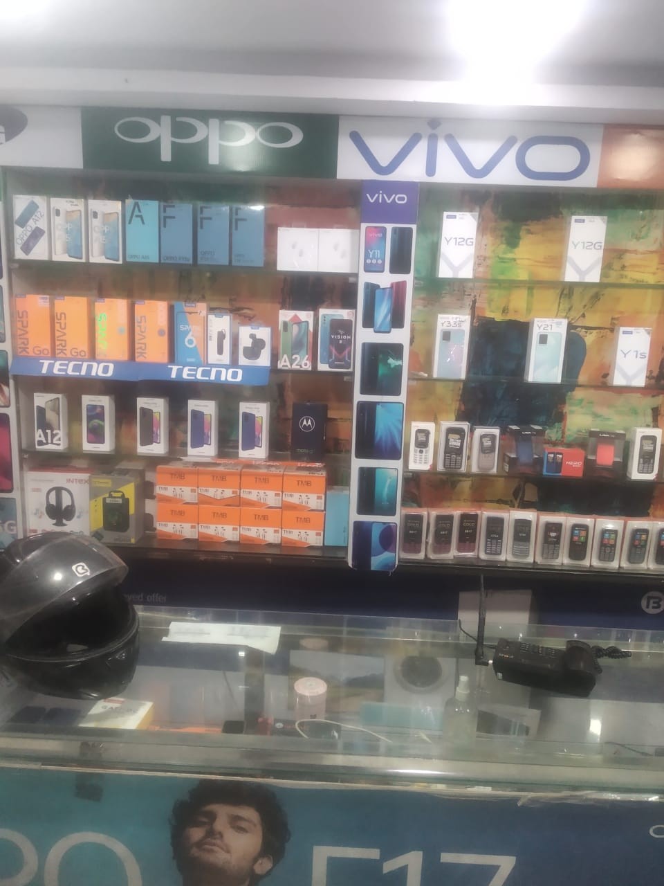 MAX TV AND TELECOM 