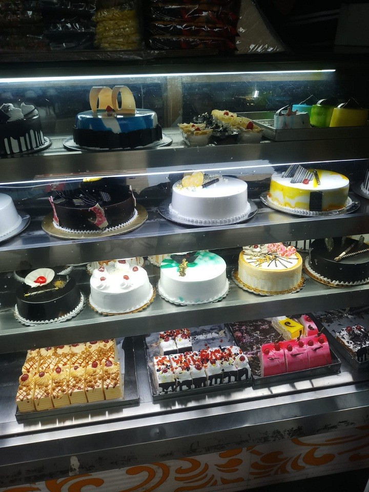 SONU BAKERY AND COLD DRINKS 