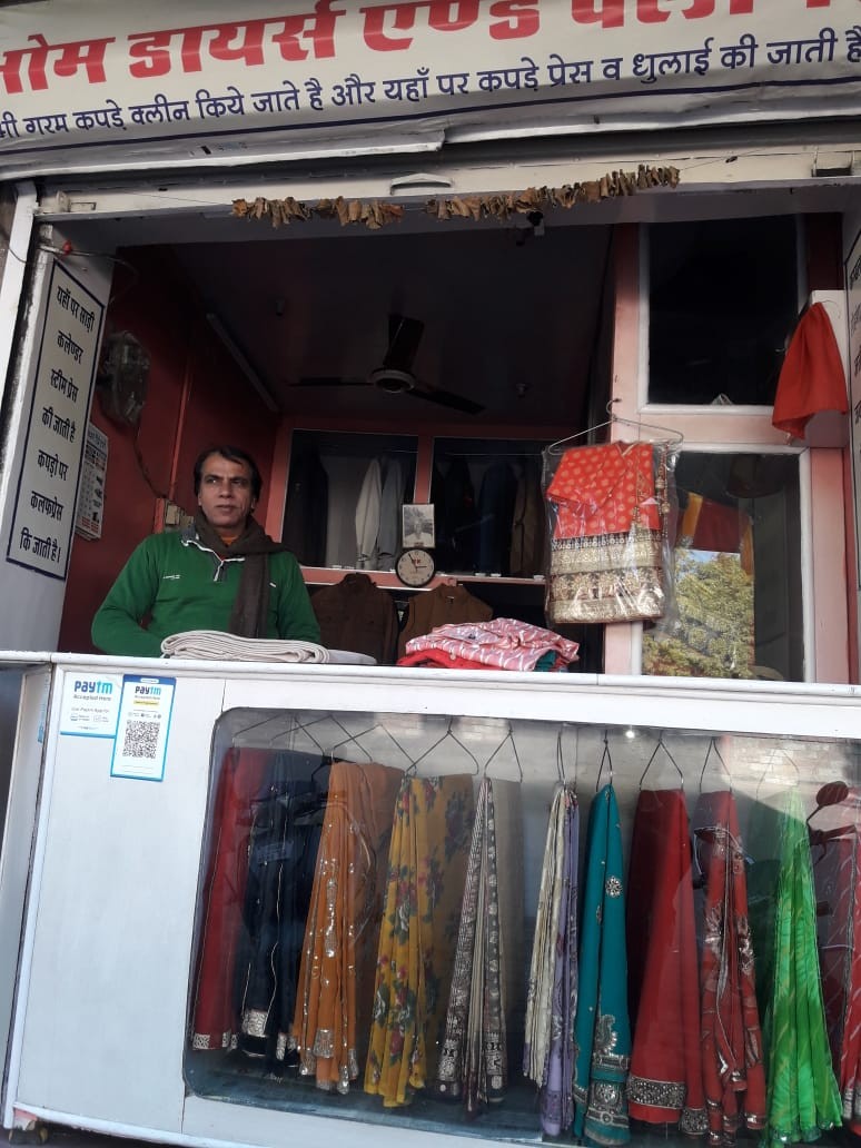 OM DRYS & DRYCLEANER 